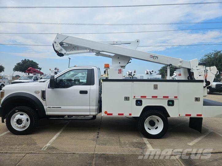Ford F-550 Auto korpe