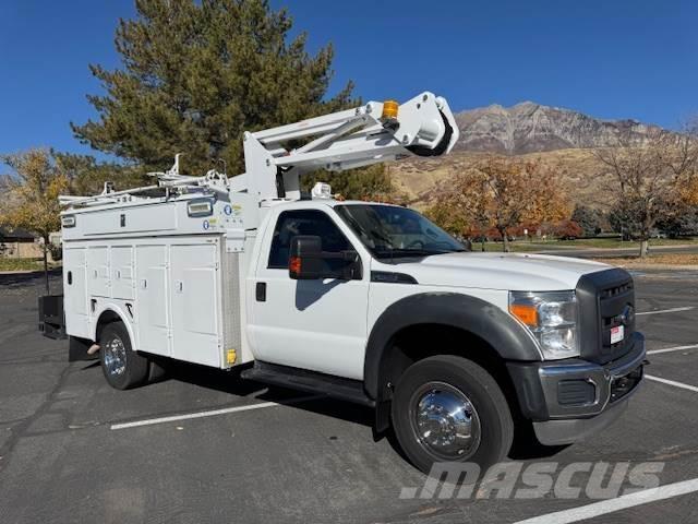 Ford F-550 Auto korpe