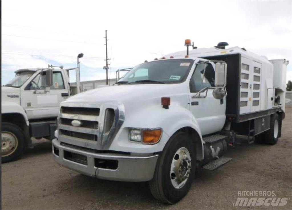 Ford F-650 Kombi vozila/ vakum kamioni