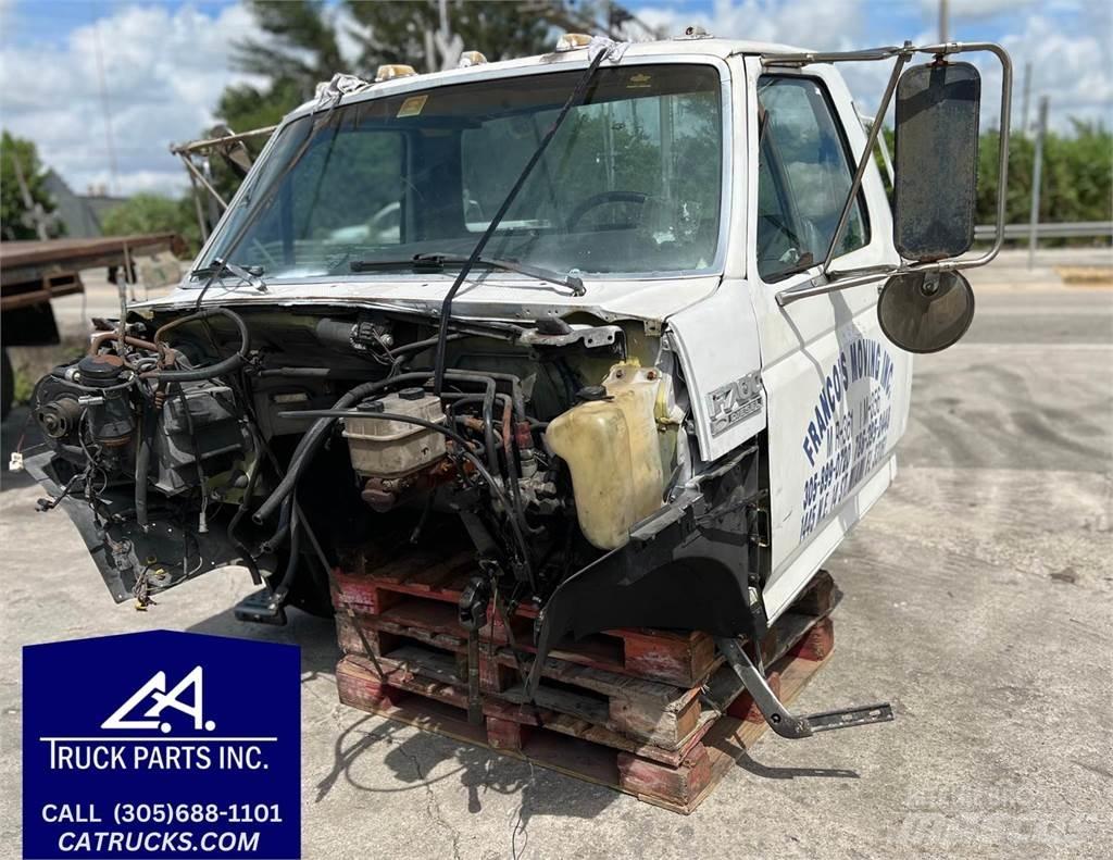 Ford F-700 Ostale kargo komponente