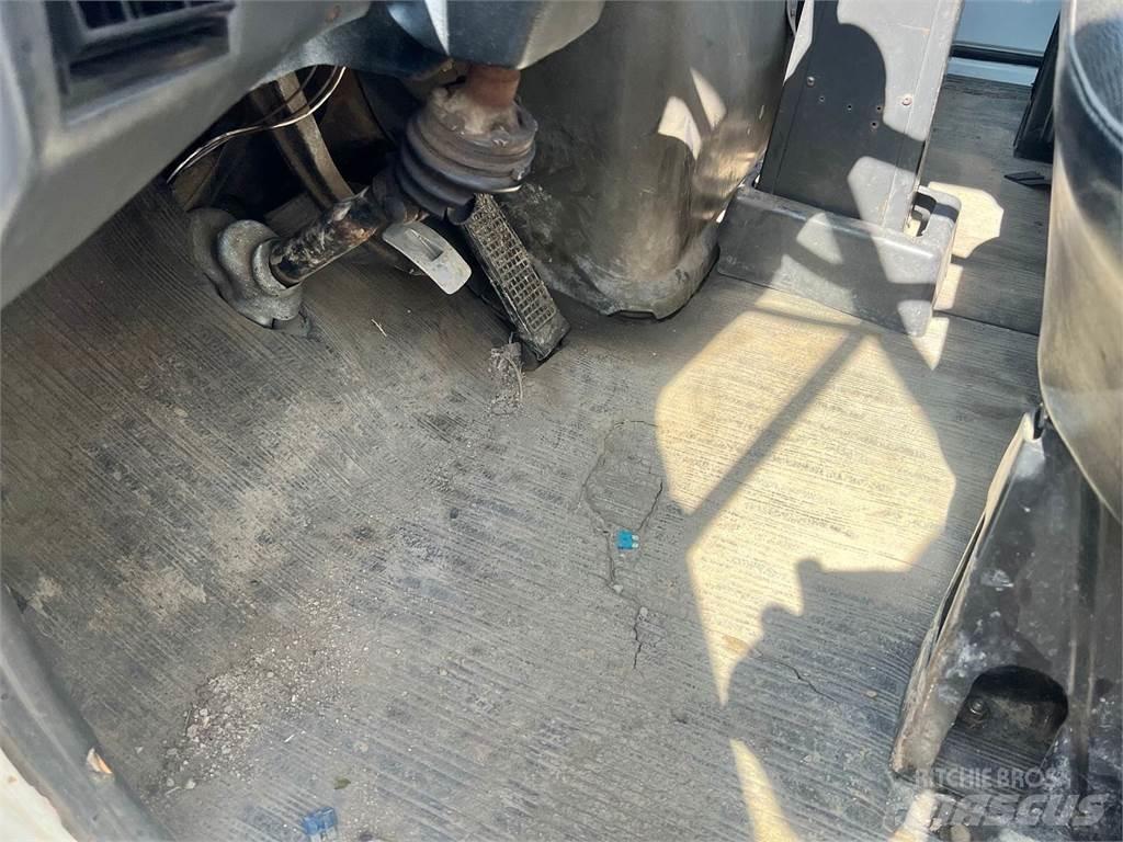 Ford L800 Kombi vozila/ vakum kamioni