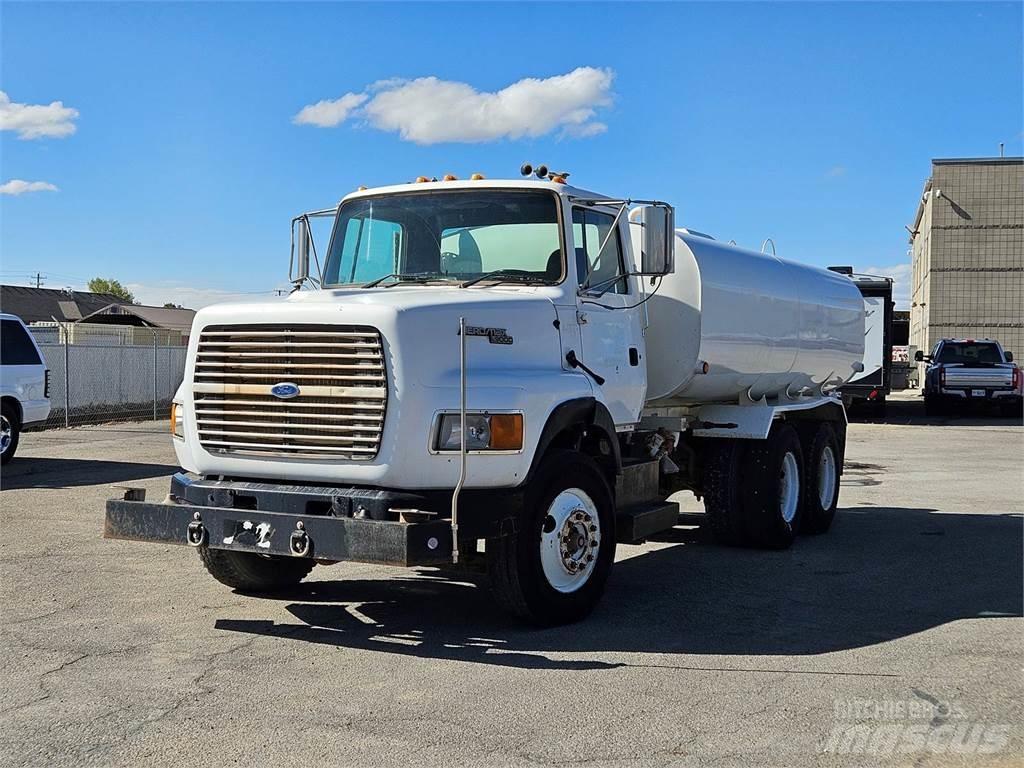 Ford L9000 Kamioni cisterne