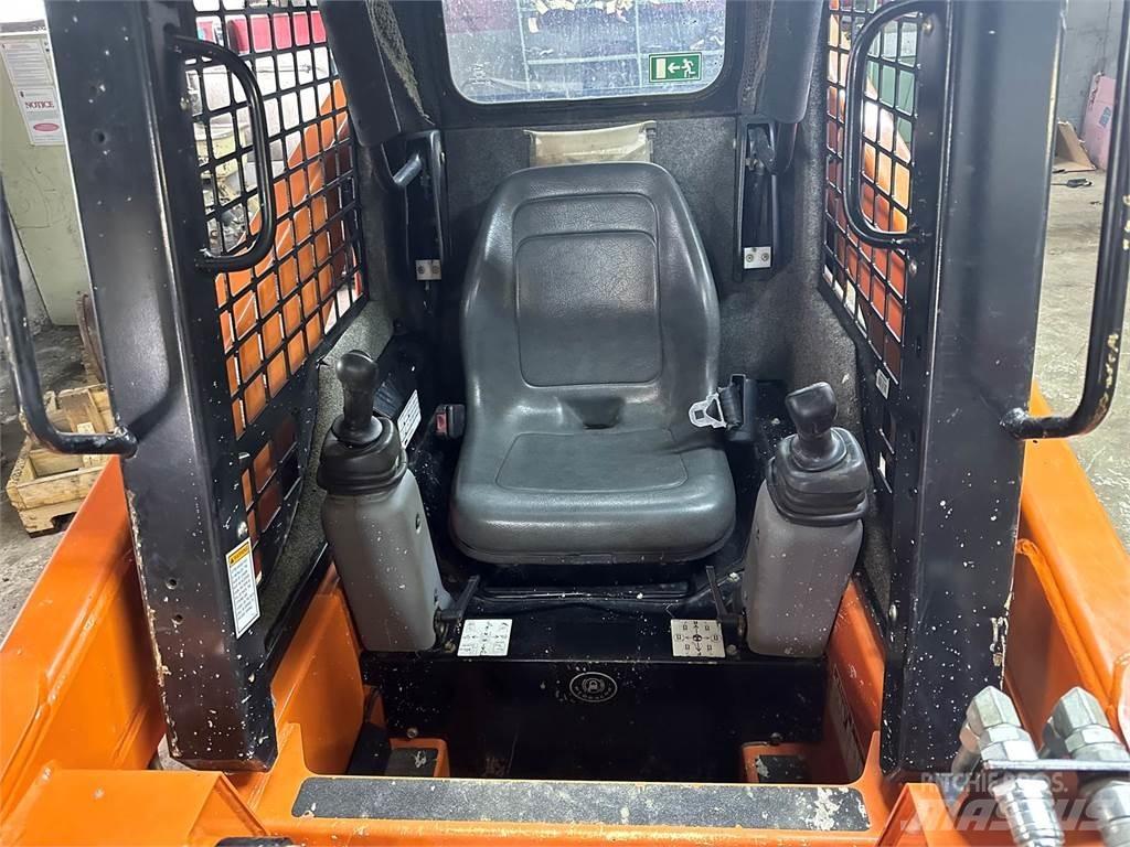 Gehl RT105 Skid steer mini utovarivači