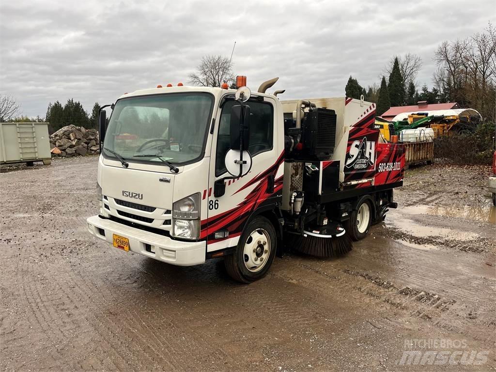 Isuzu NPR Mašine za čišćenje
