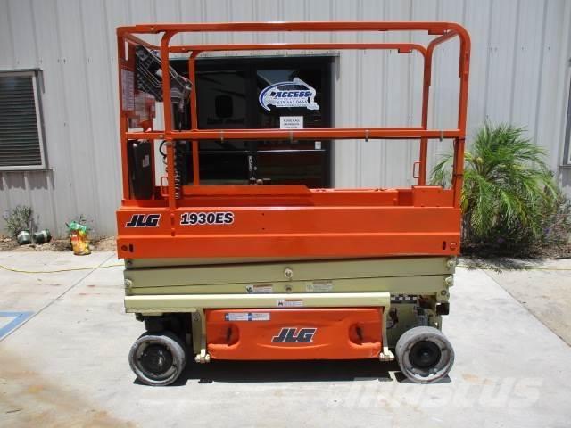 JLG 1930ES Makazaste platforme