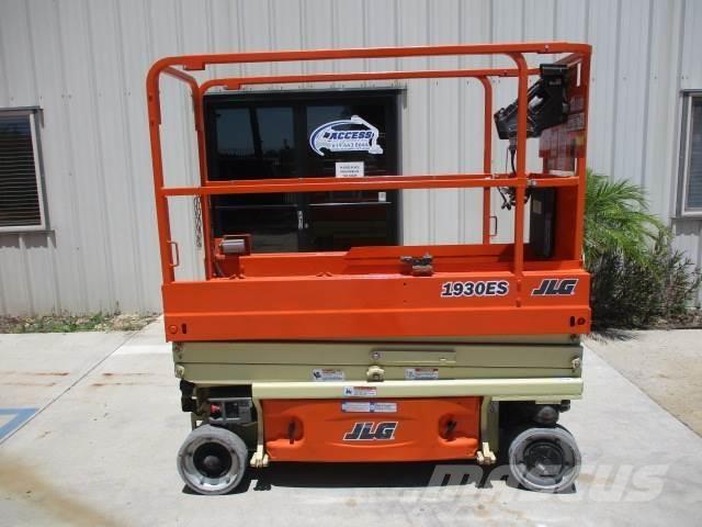JLG 1930ES Makazaste platforme