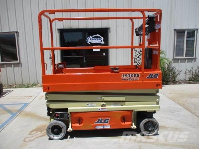 JLG 1930ES Makazaste platforme