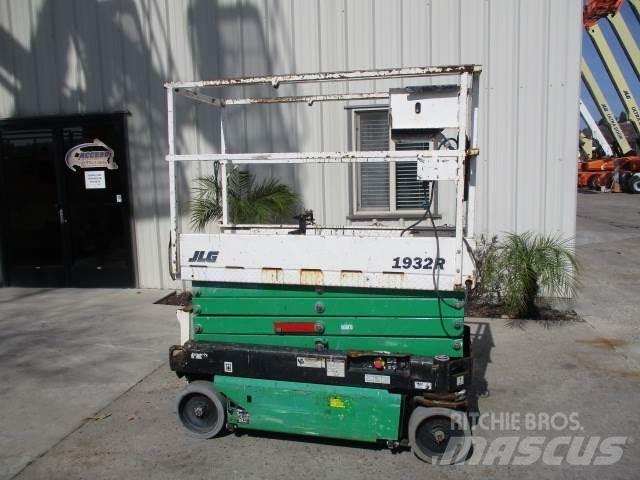 JLG 1932R Makazaste platforme