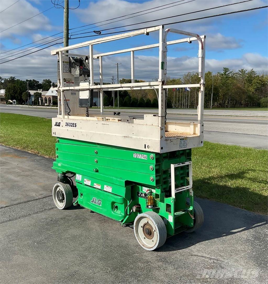 JLG 2632ES Makazaste platforme