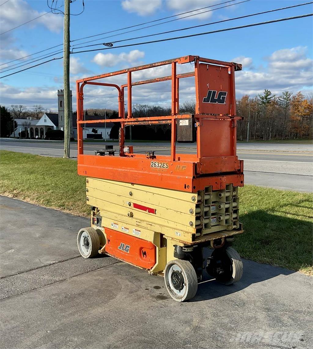 JLG 2632ES Makazaste platforme