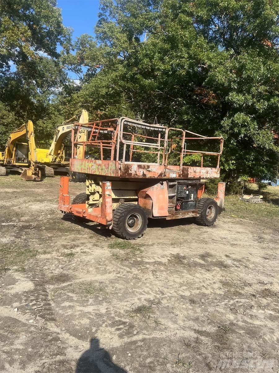 JLG 3394RT Makazaste platforme