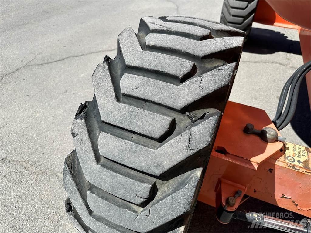 JLG 600AJ Teleskopske podizne platforme