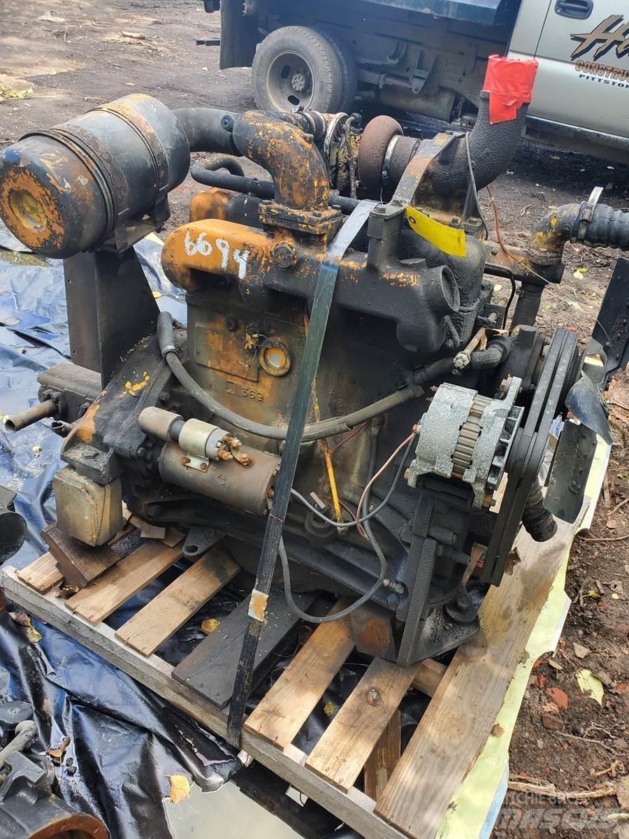 John Deere  Kargo motori