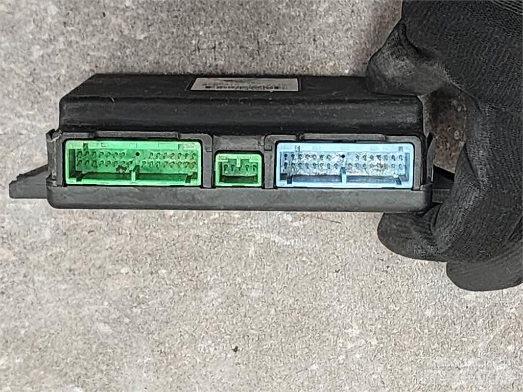 Mack  Elektronika