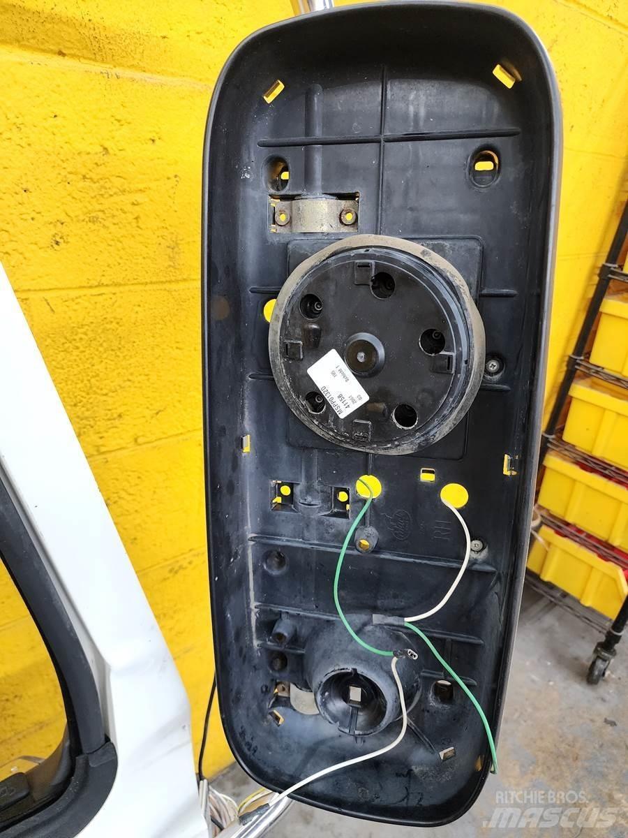 Mack  Ostale kargo komponente