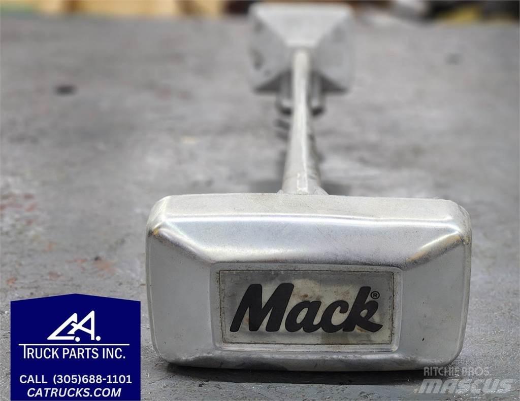 Mack  Elektronika