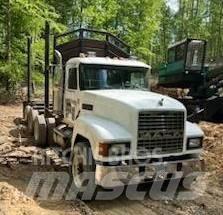 Mack CH613 Kamioni za drva Šticari