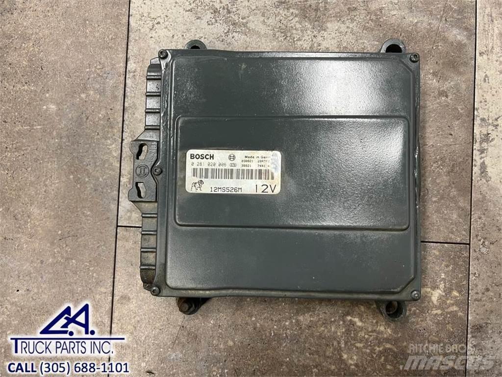 Mack E7 Elektronika