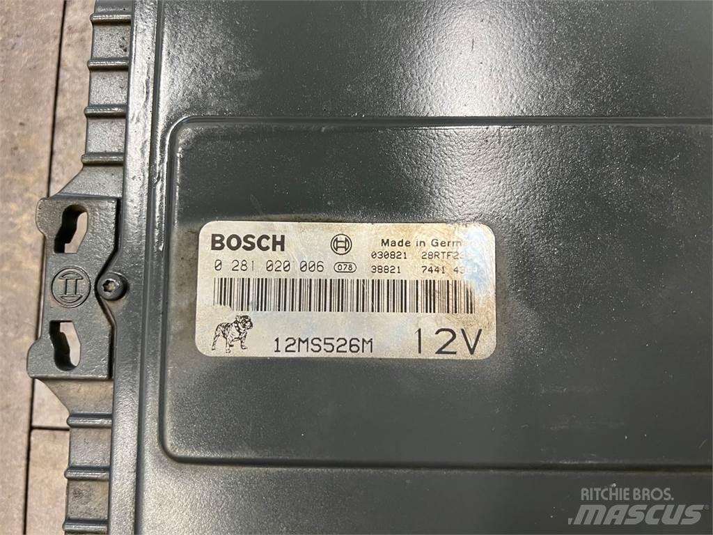 Mack E7 Elektronika