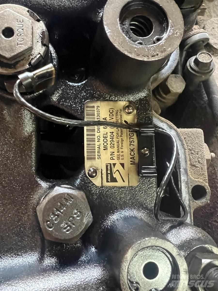 Mack E7 Ostale kargo komponente