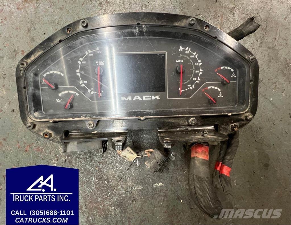 Mack LE612 Ostale kargo komponente