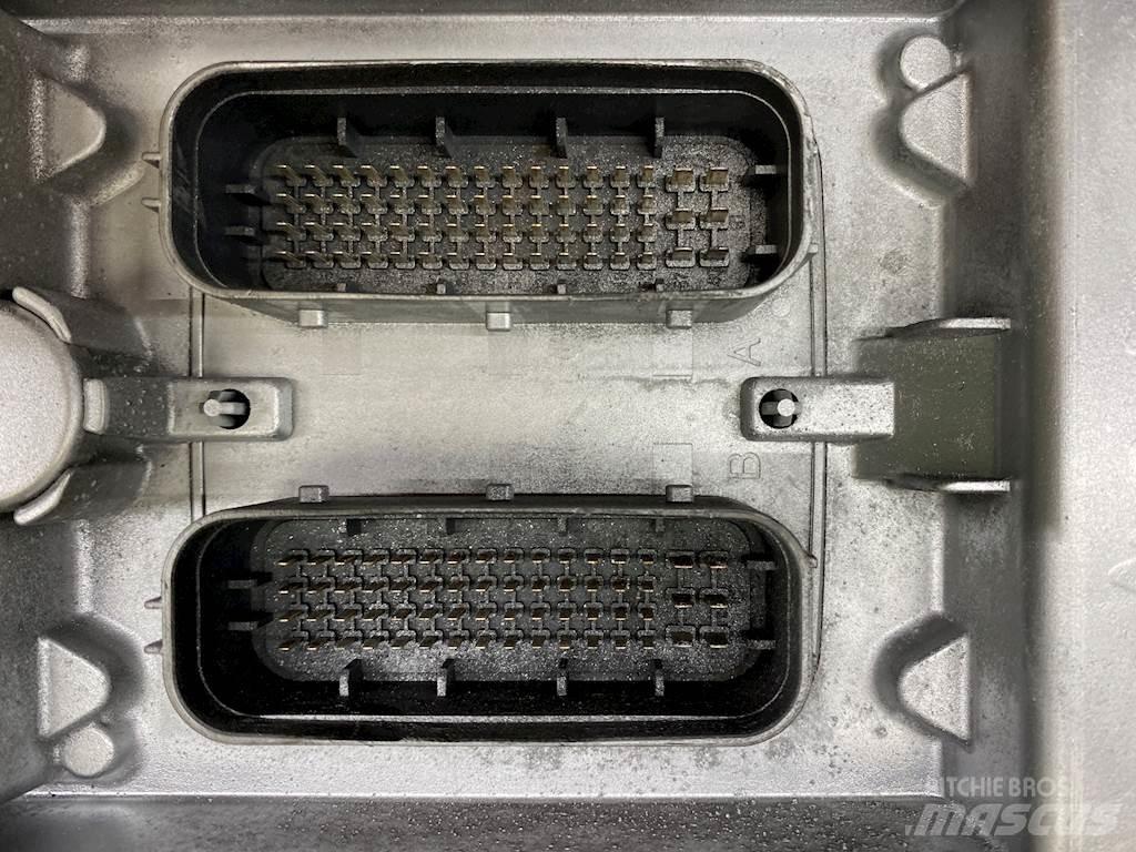 Mack MP7 Elektronika