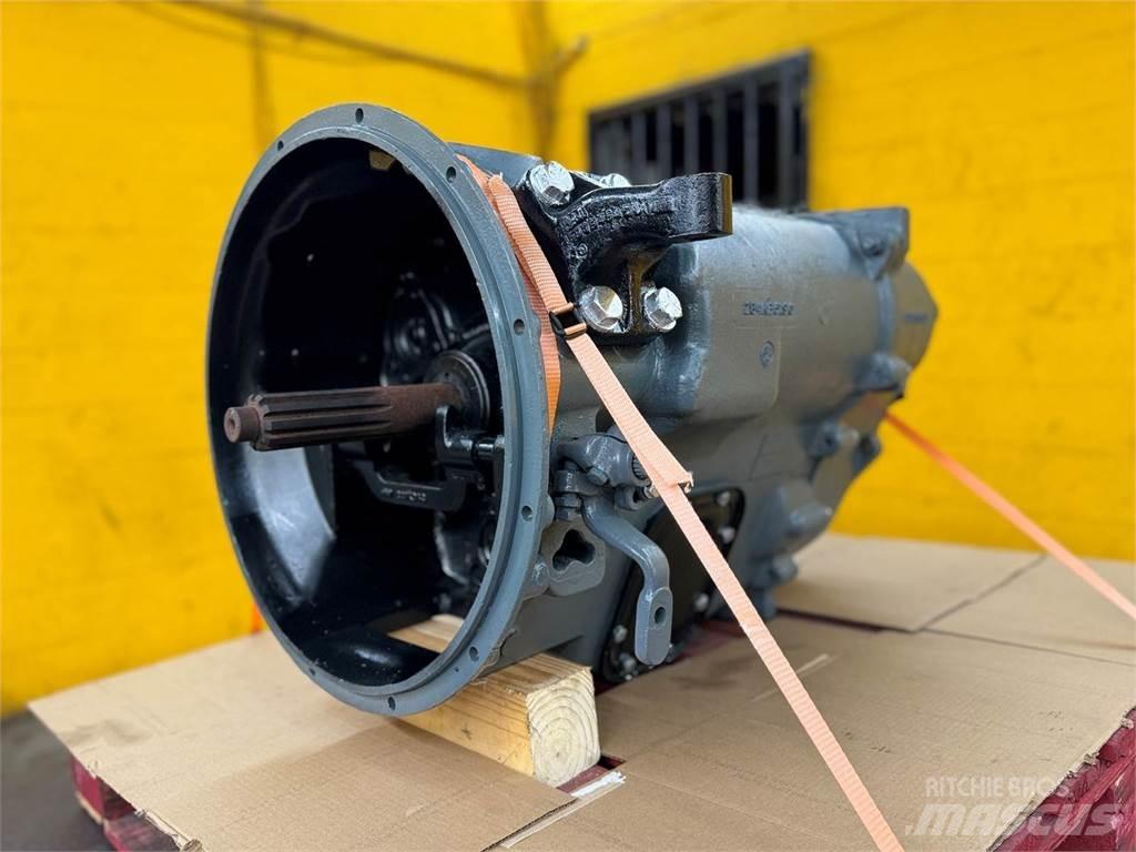 Mack T2100 Menjači