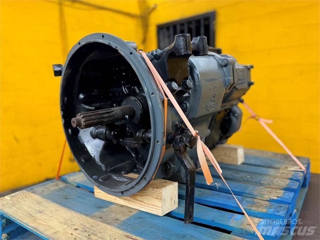 Mack X107A Menjači