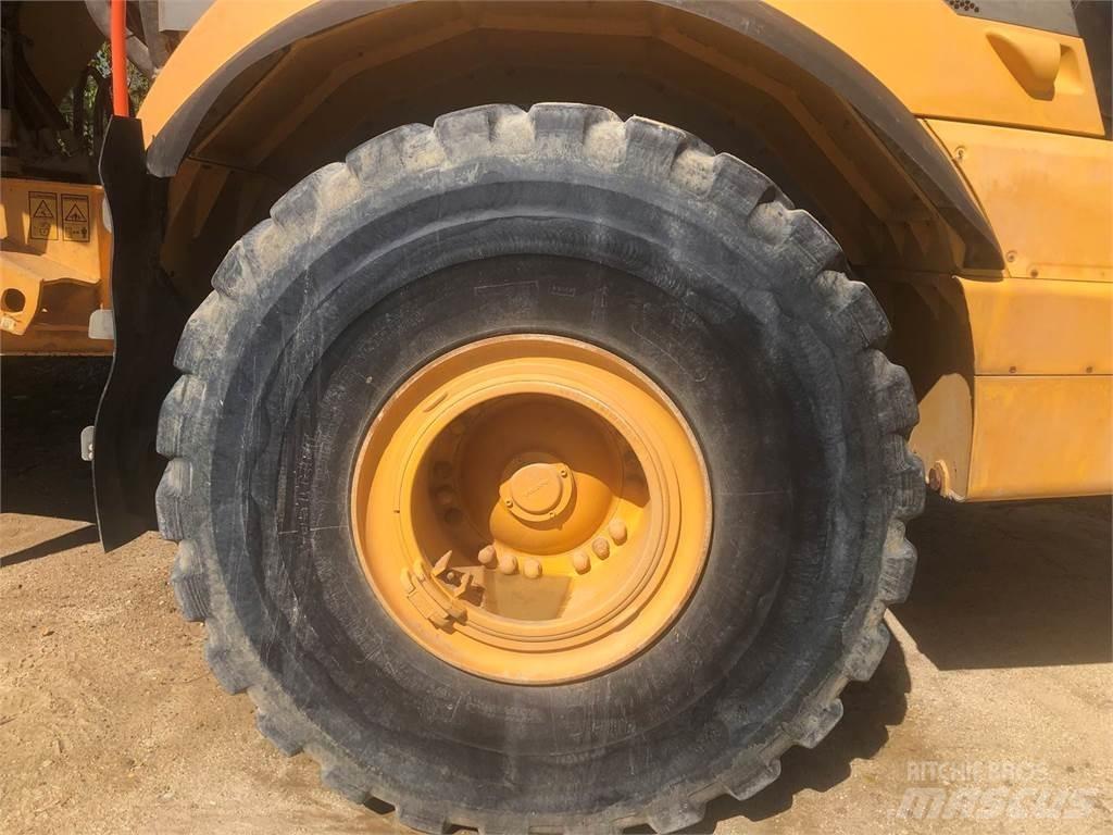Volvo A40G Zglobni damperi