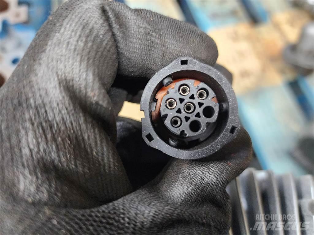 Volvo D13 Ostale kargo komponente