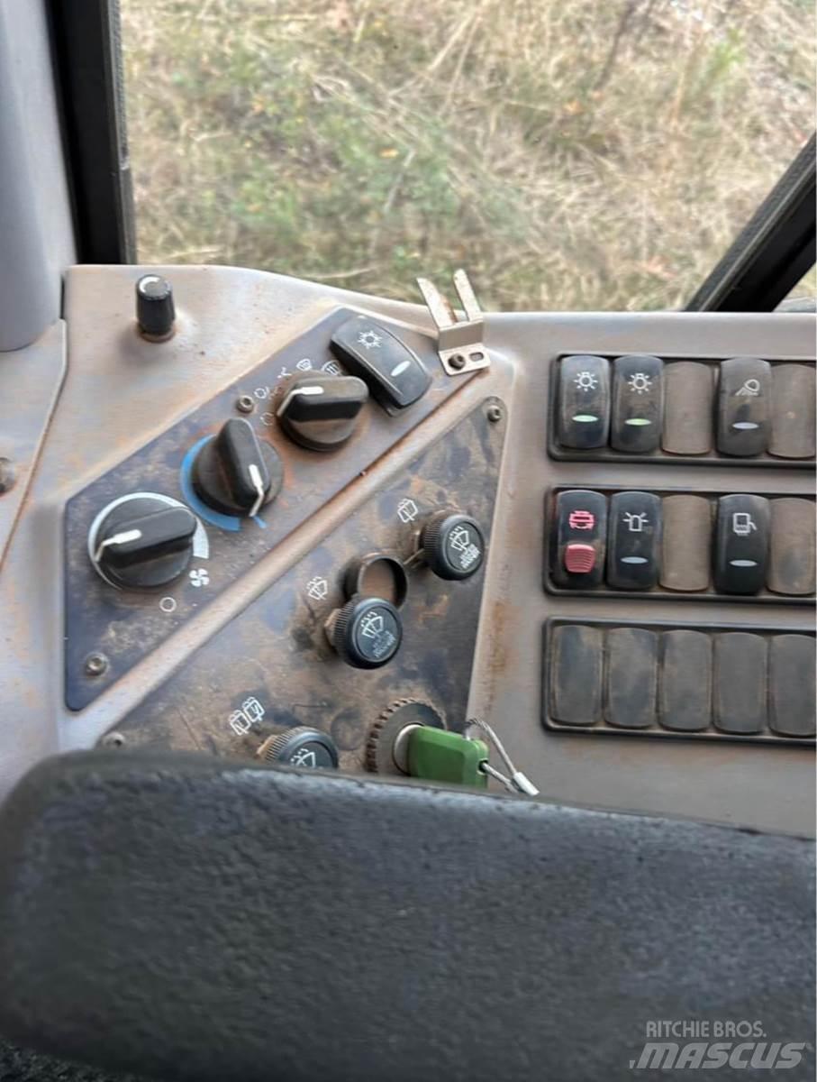 Volvo G946 Grejderi