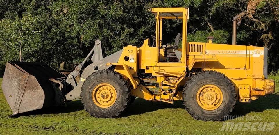 Volvo L90C Utovarivači na točkove
