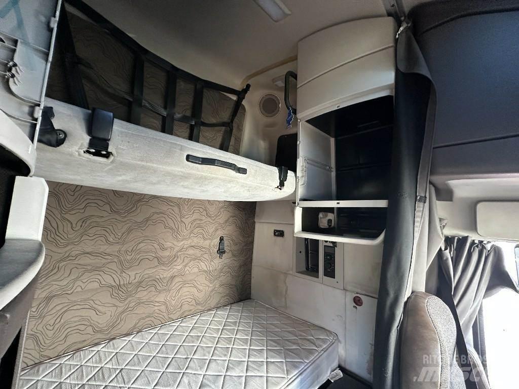 Volvo VNL Ostale kargo komponente