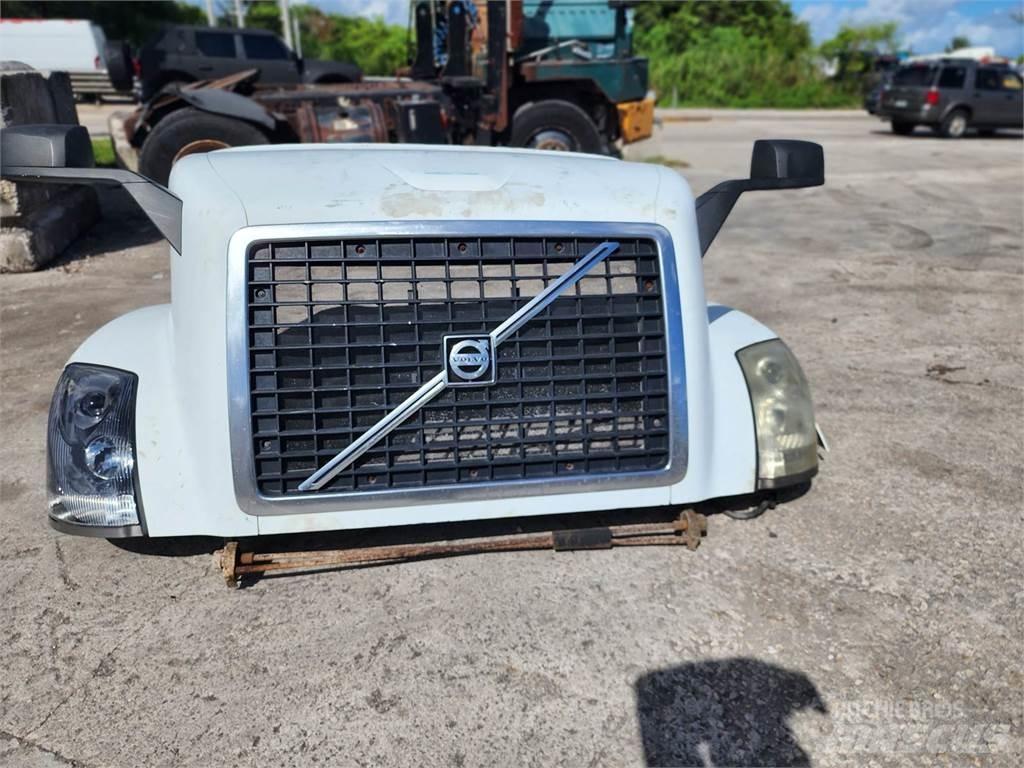 Volvo VNL Ostale kargo komponente