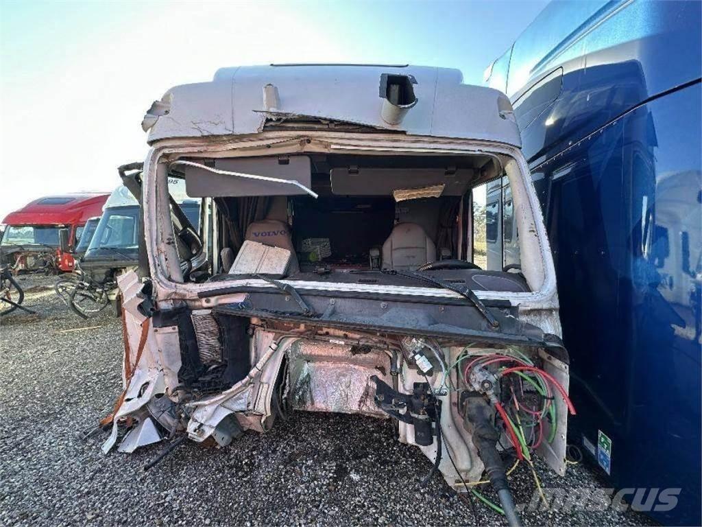 Volvo VNL Ostale kargo komponente