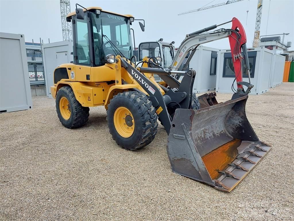 Volvo L30G Utovarivači na točkove