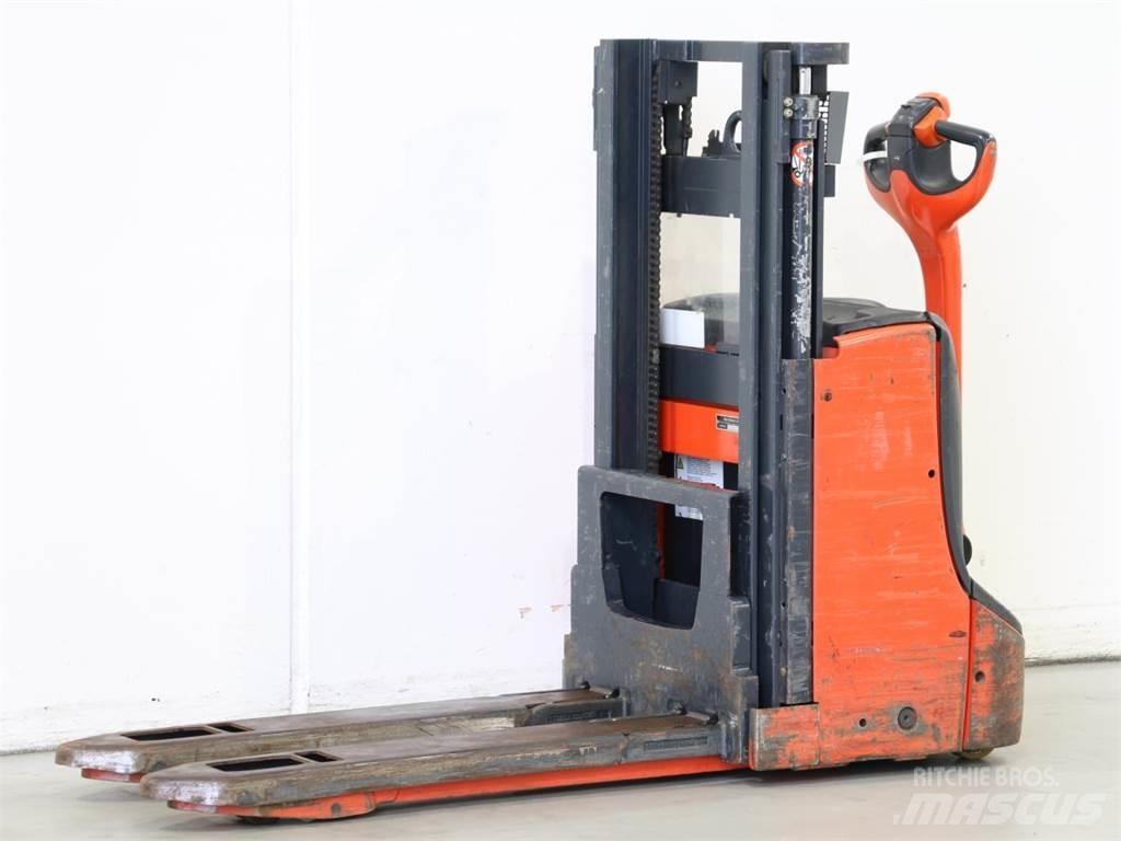 Linde D06/1160 Ručni električni viljuškar
