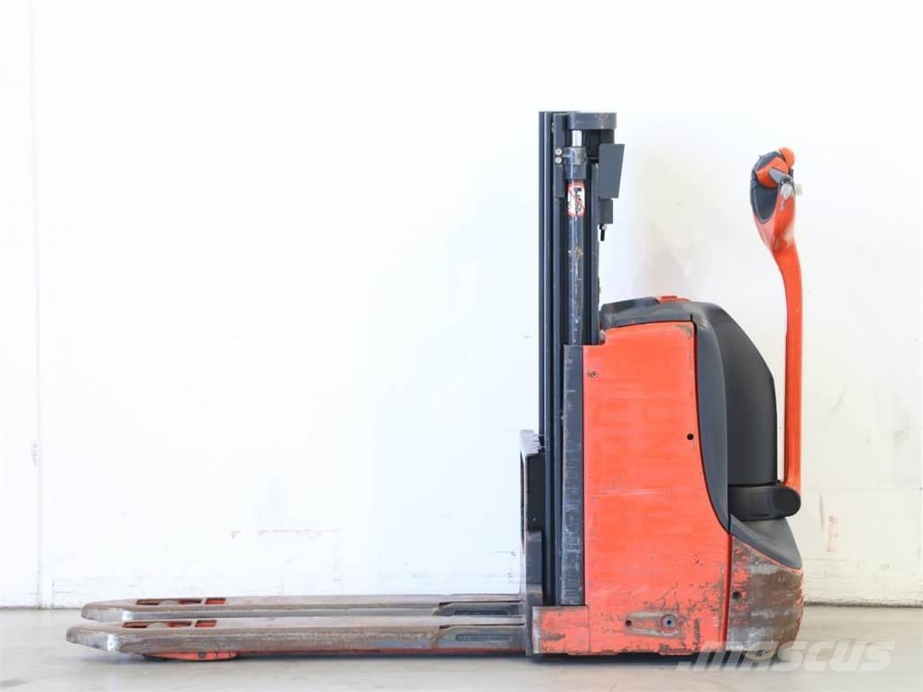 Linde D06/1160 Ručni električni viljuškar