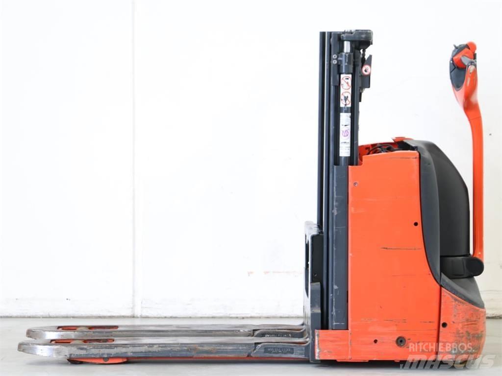 Linde D08/1160-01 Ručni električni viljuškar