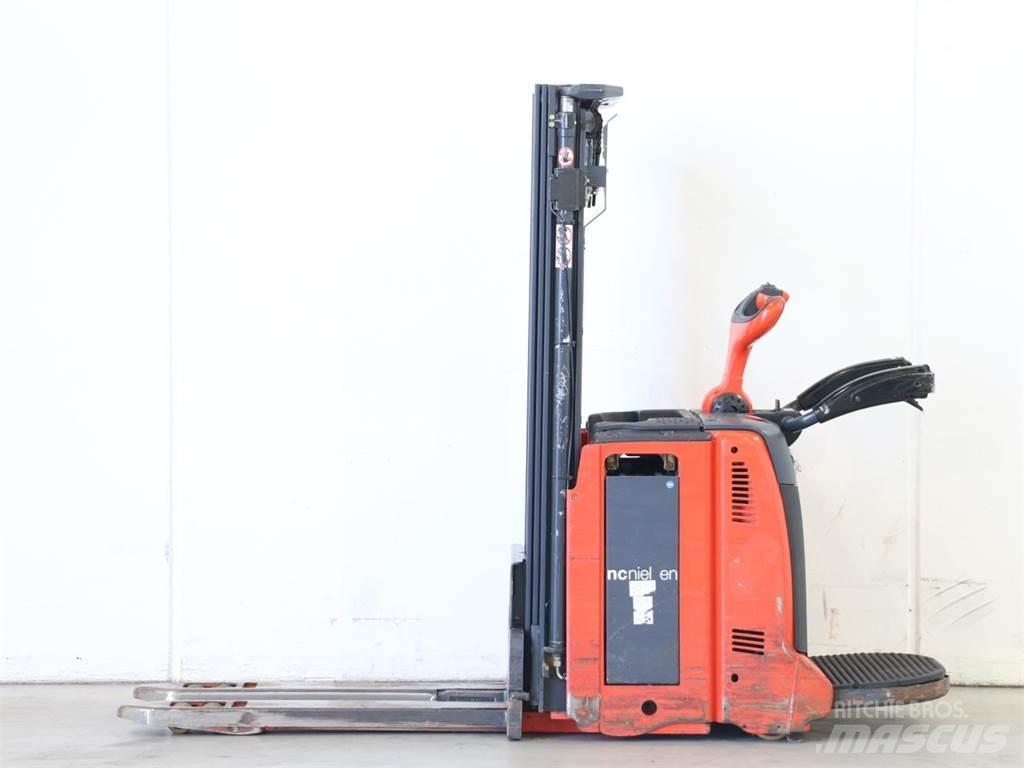Linde D12AP/133 Ručni električni viljuškar