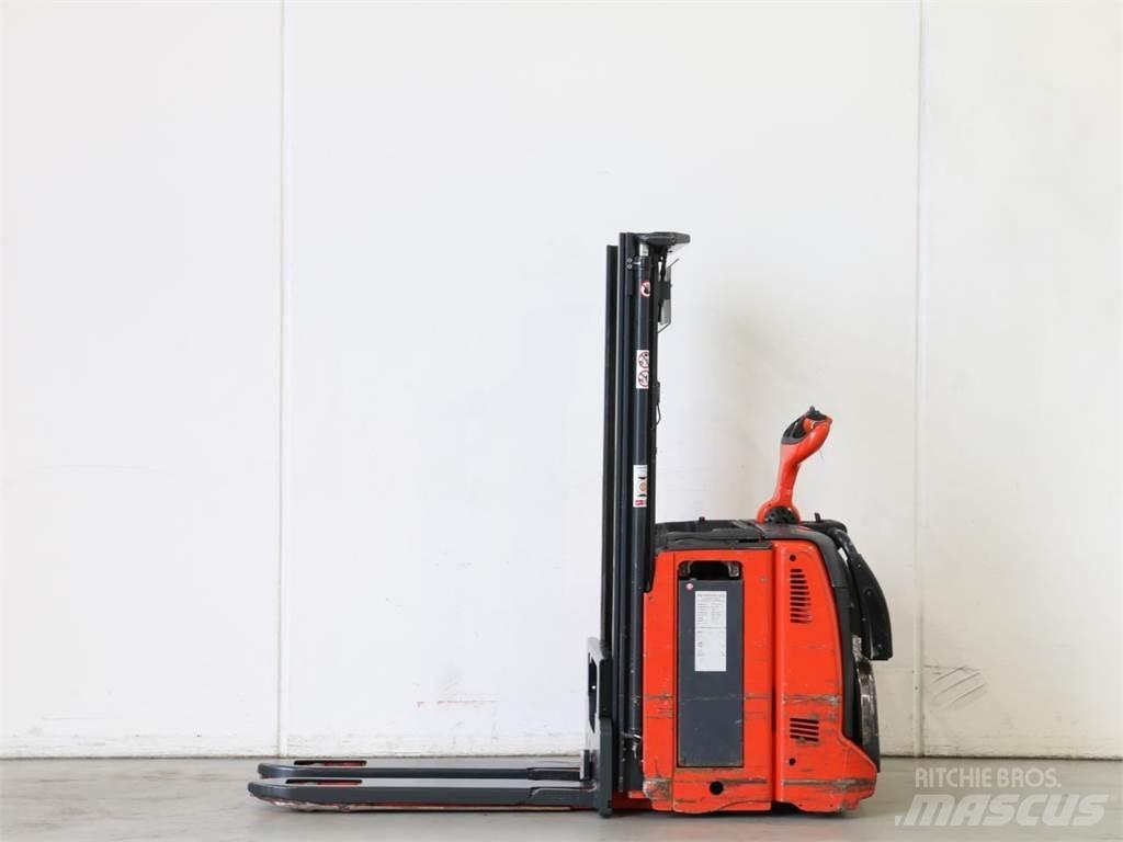 Linde D12AP/133 Ručni električni viljuškar