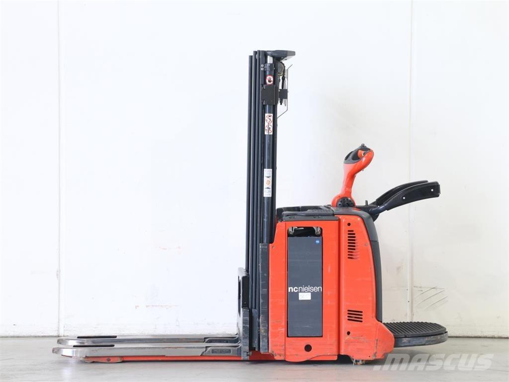 Linde D12AP/133-01 Ručni električni viljuškar