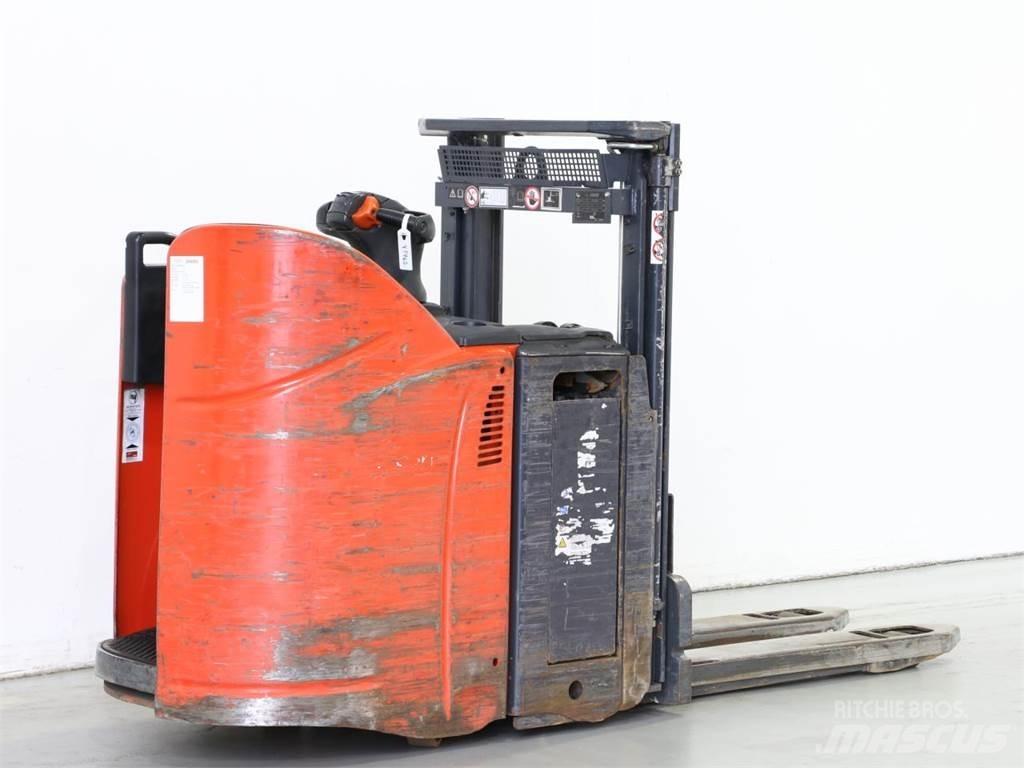 Linde D12HPSP/133 Ručni električni viljuškar