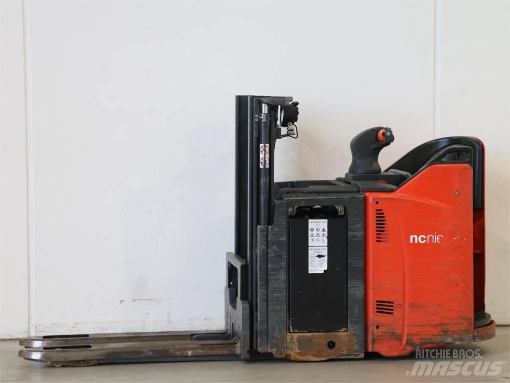 Linde D12HPSP/133-00 Ručni električni viljuškar