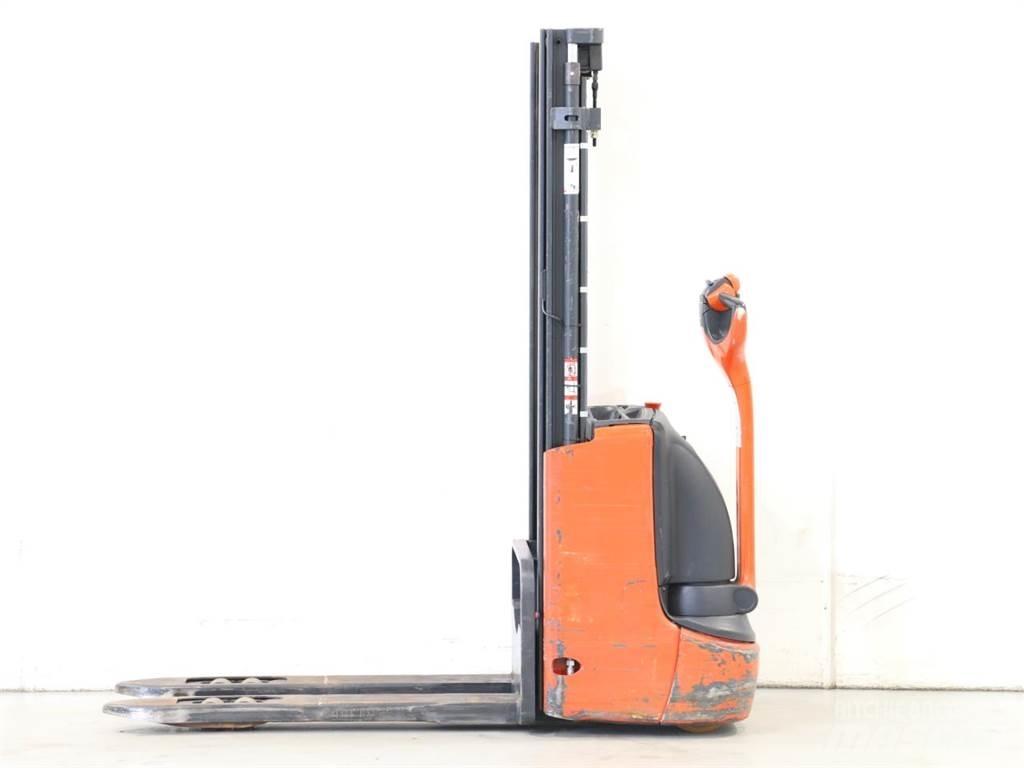 Linde L12/1172 Ručni električni viljuškar
