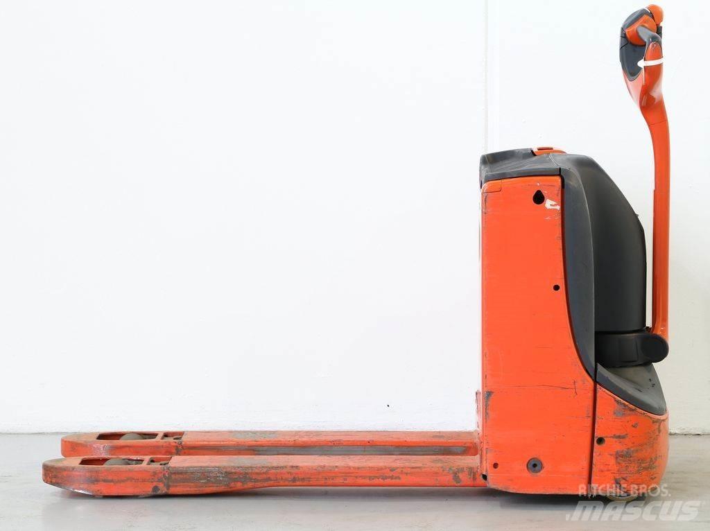 Linde T16/1152 Ručni električni viljuškar