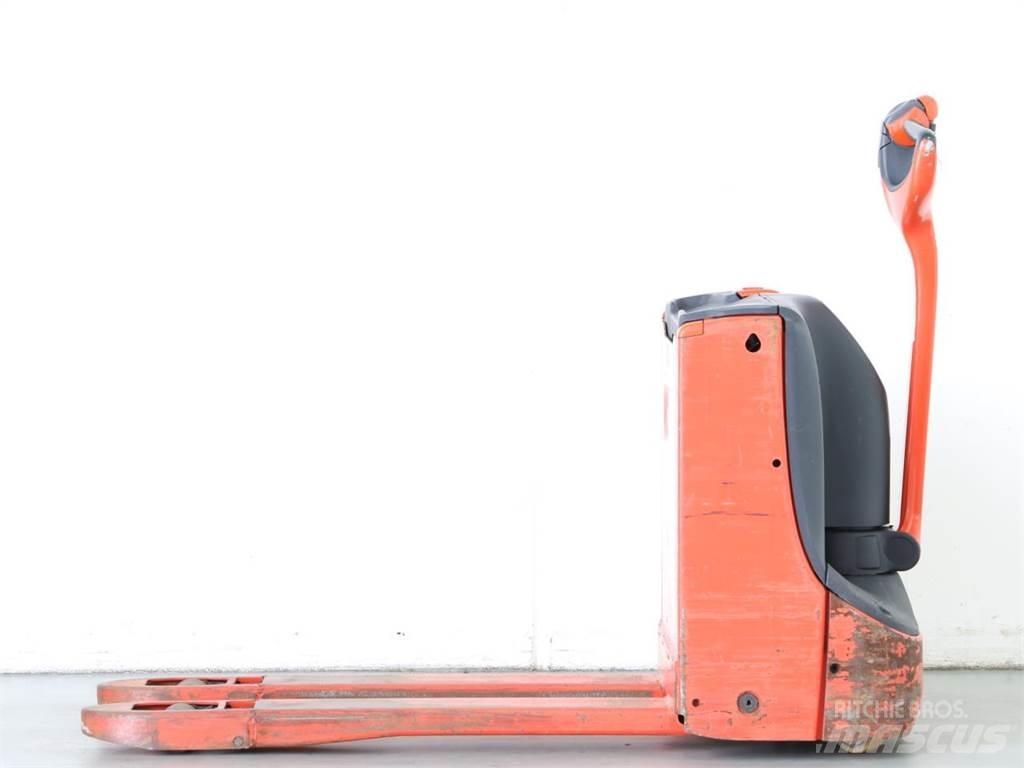 Linde T16/1152 Ručni električni viljuškar