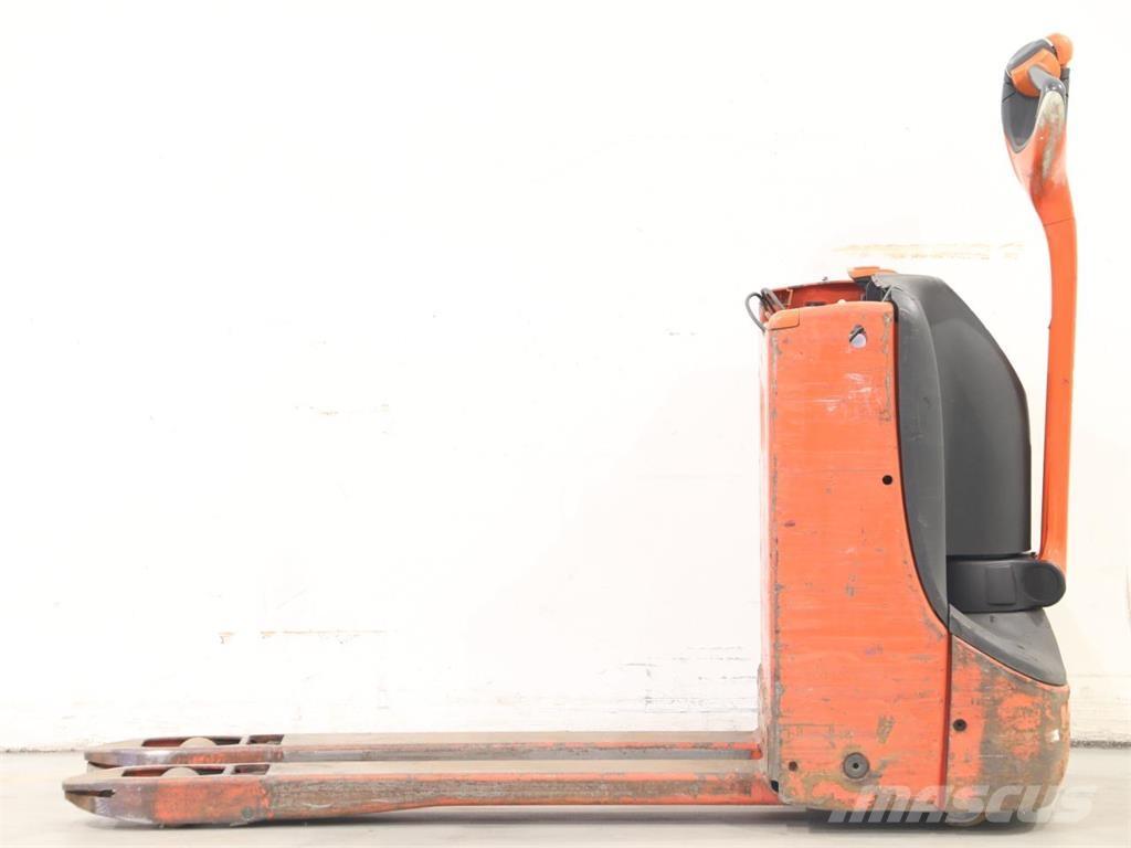 Linde T16/1152 Ručni električni viljuškar