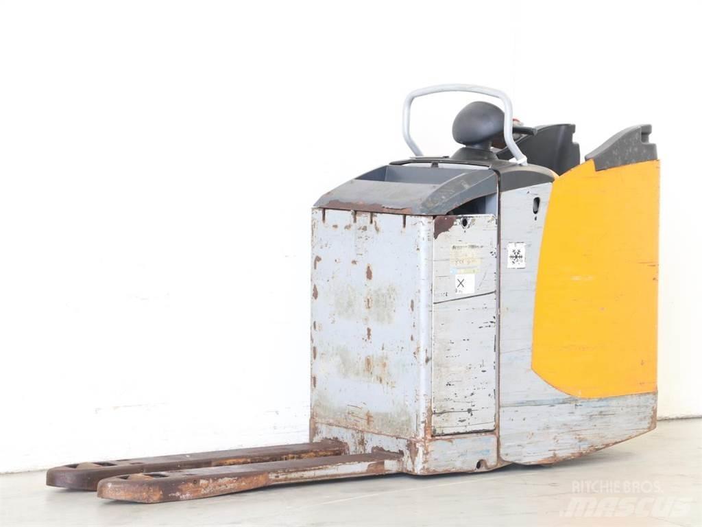 Still EXU-S 22 Ručni električni viljuškar