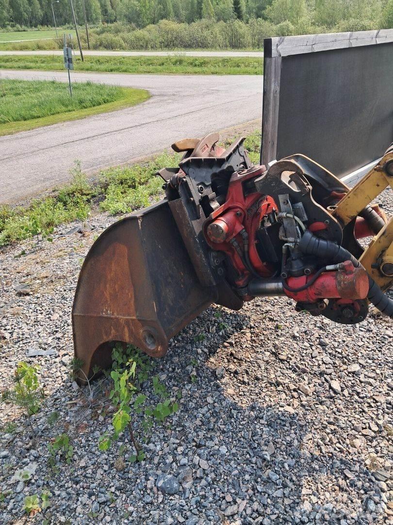 CAT 305 Mini bageri < 7t